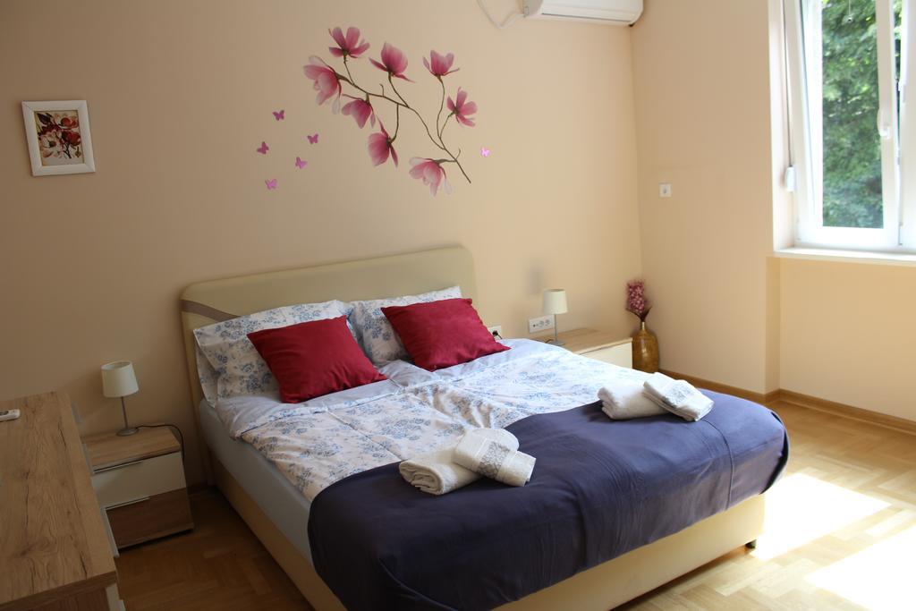 Orchid House Apartment เบลเกรด ภายนอก รูปภาพ